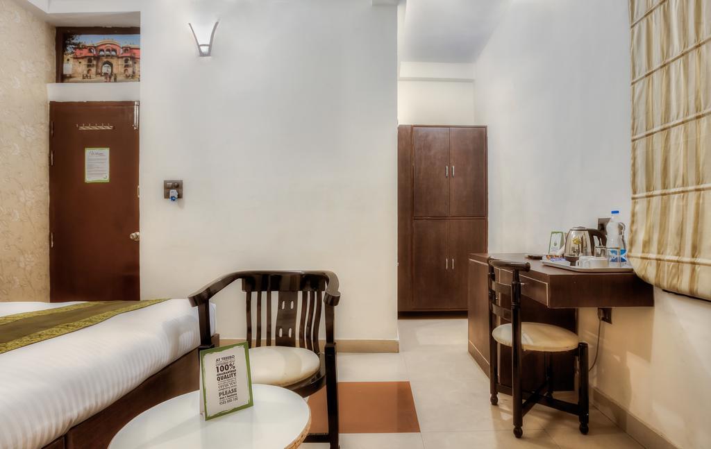 Hotel Prakash Palace Varanasi