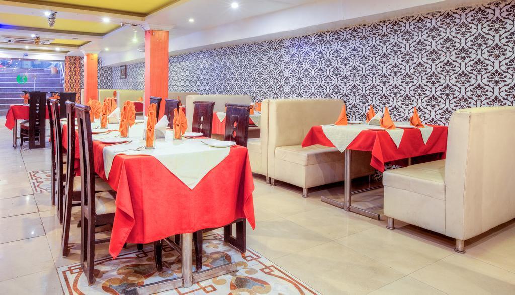 Prakash Palace Hotel Varanasi